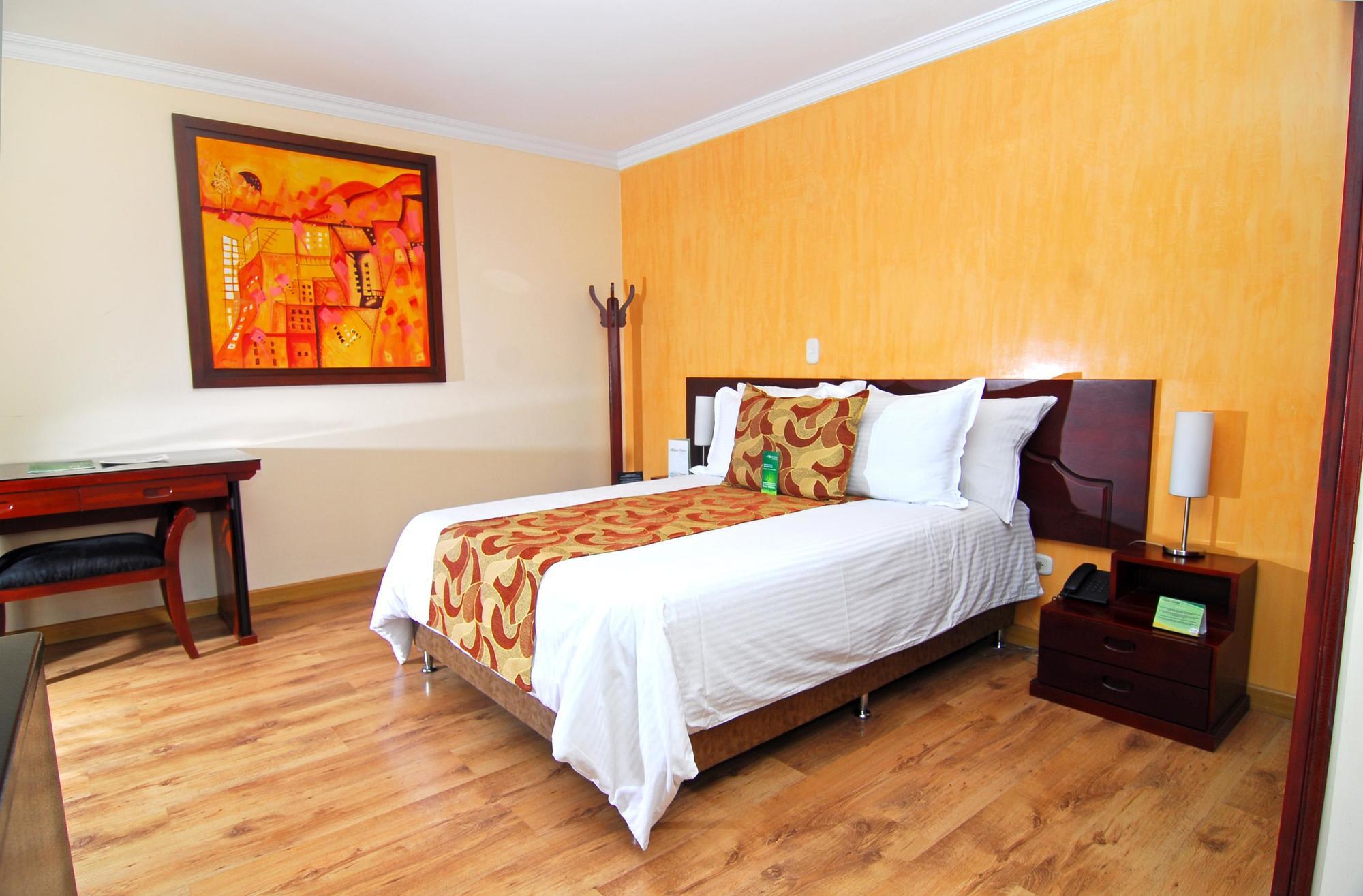 Luxor Plaza Hotel Pereira Exterior foto